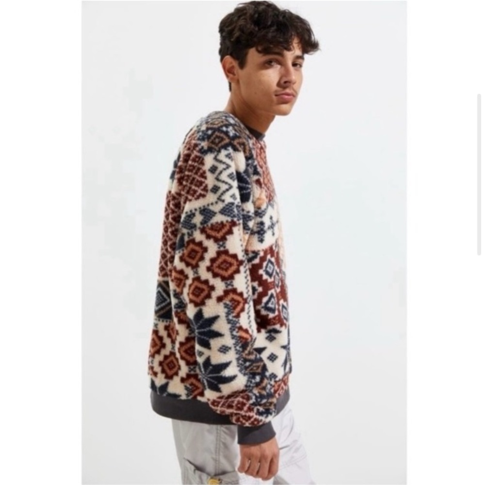 URBAN OUTFITTERS🔹Cozy Sherpa Fair Isle Crewneck Sweatshirt - Picture 2 of 16